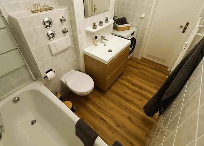 Ferienwohnung * Chemnitz